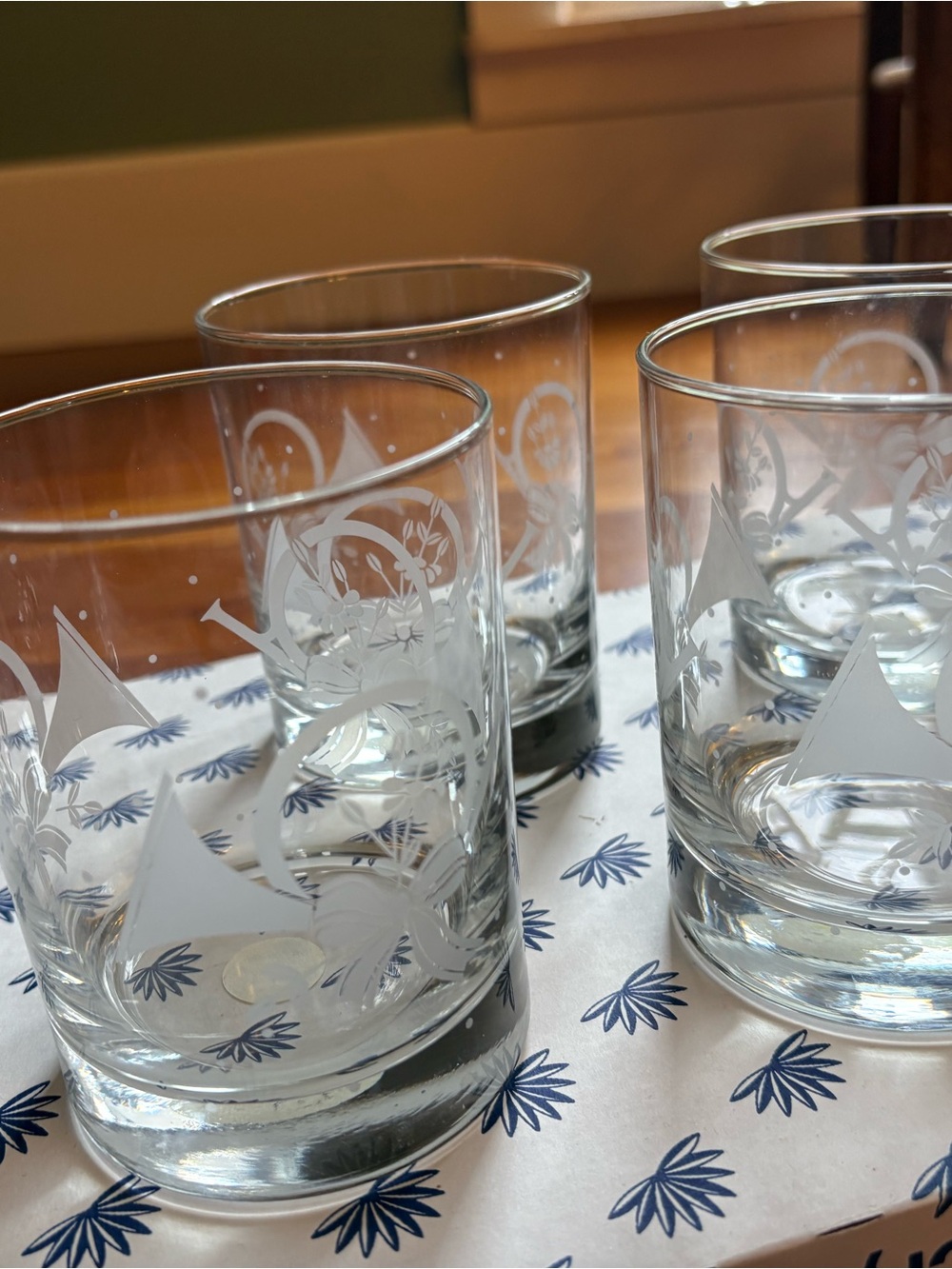 Princess House Vtg Rocks glasses - etched with the French Horn and Ribbon Design
